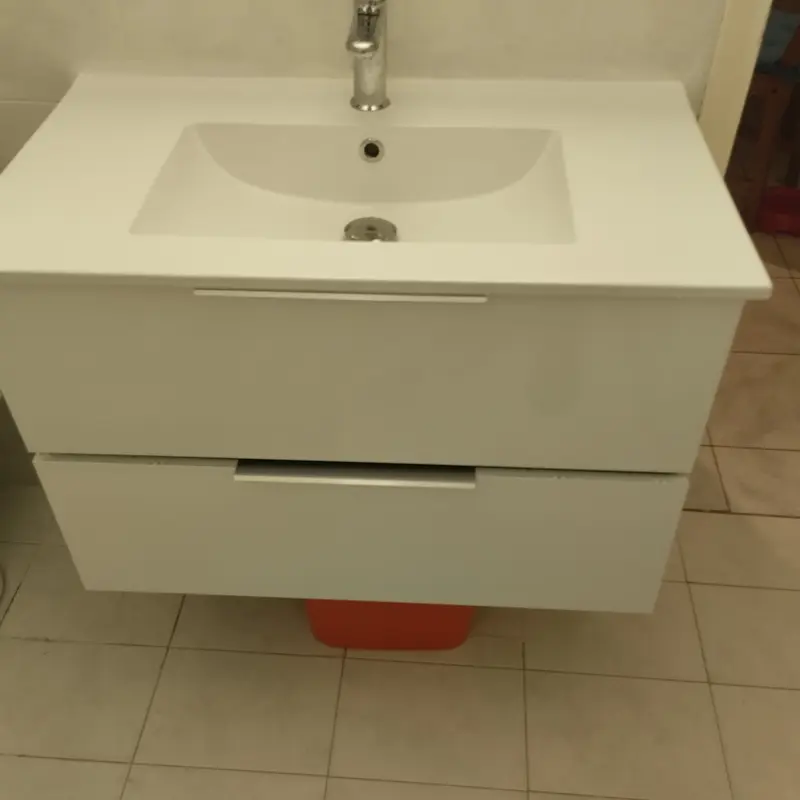 έπιπλο μπάνιου μετά 1