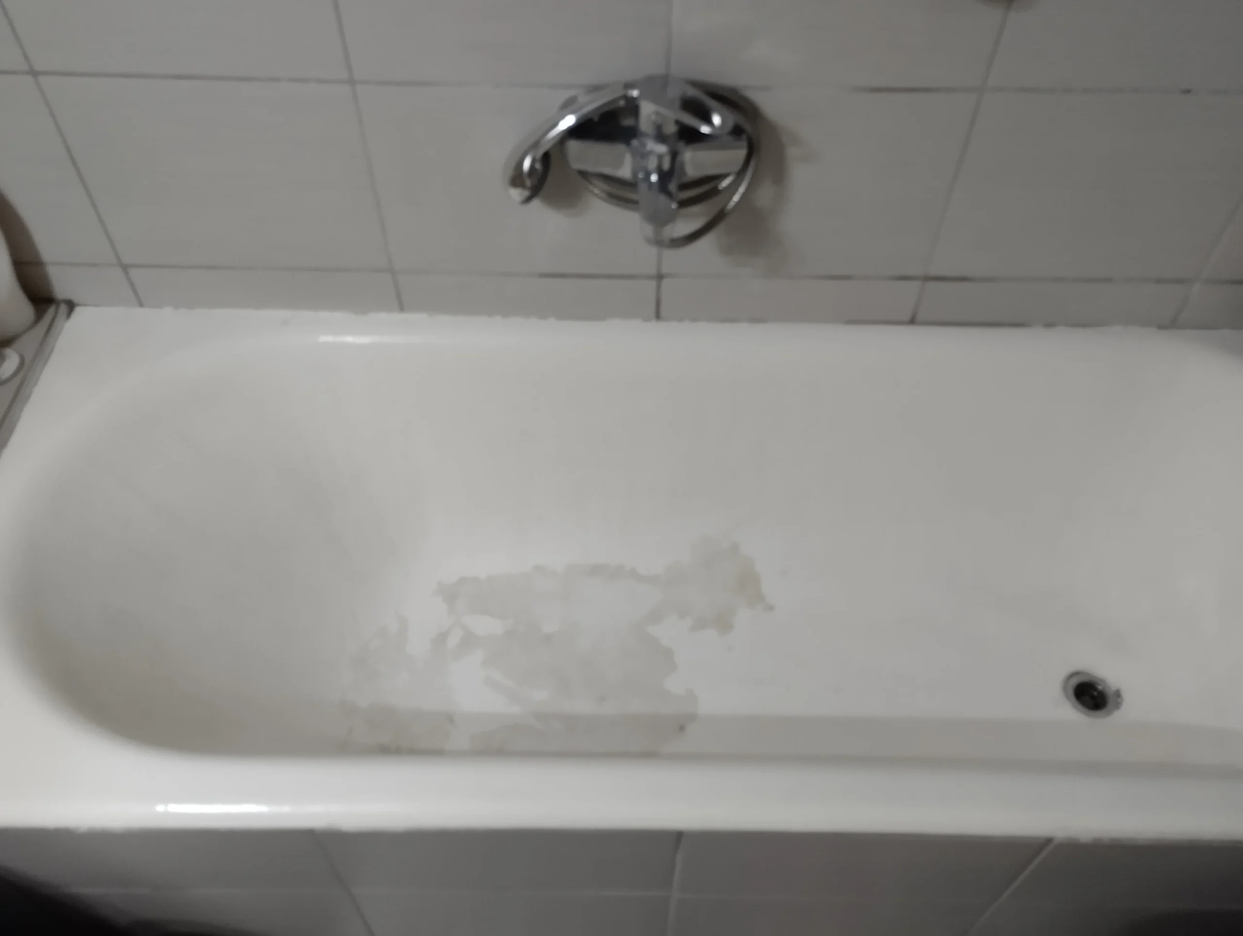 επισμάλωτη μπανιέρας πρίν