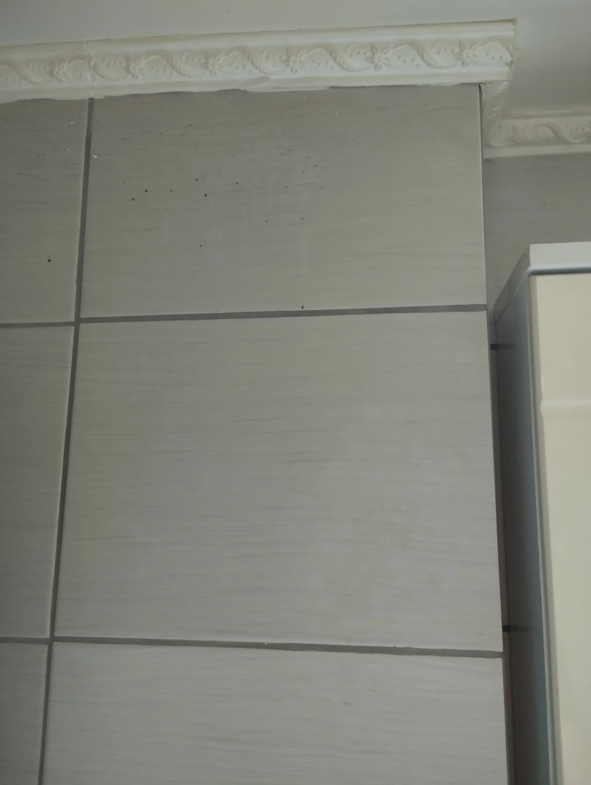 εγκατάσταση πρίζας μπάνιου πρίν